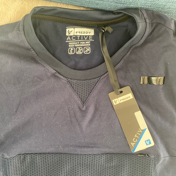 Freddy man long sleeve active shirt. Size M, tags on - Picture 2 of 5